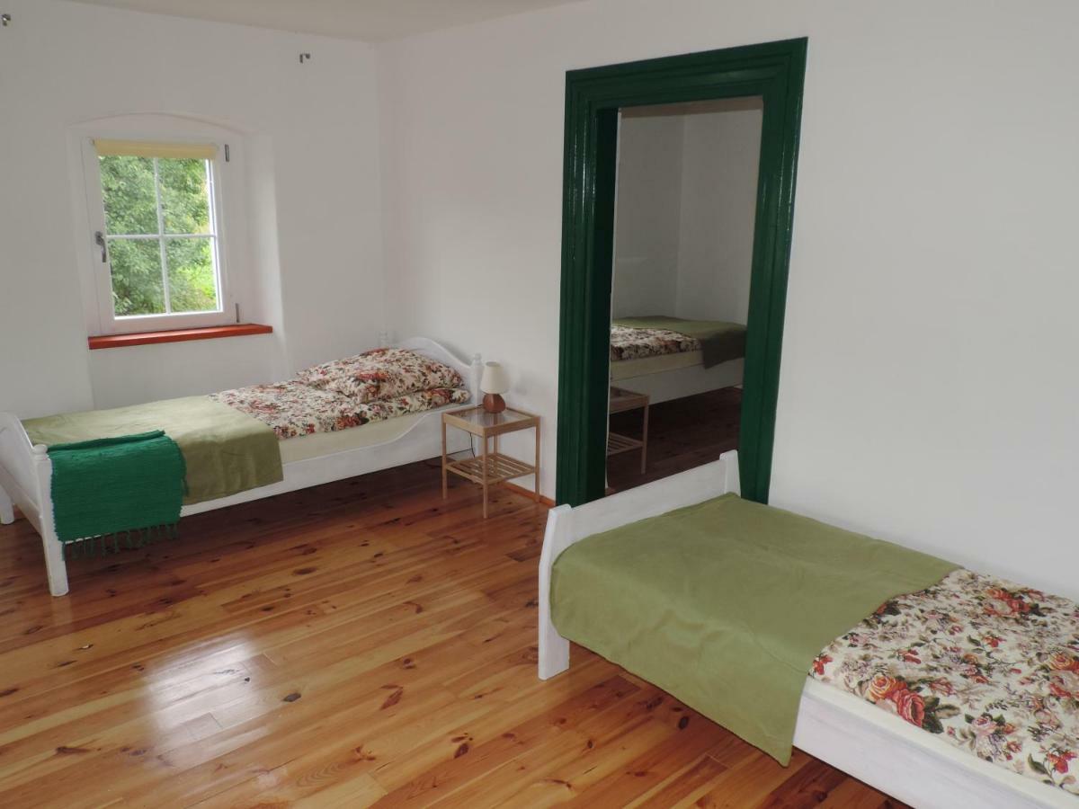 Pod Miotelka Farm stay *